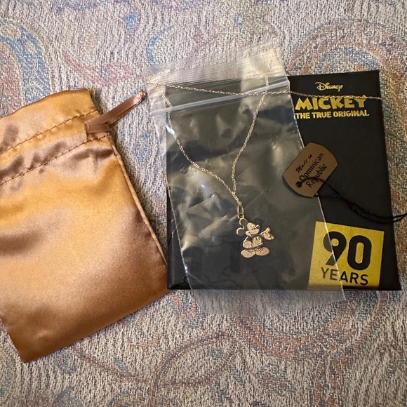 Disney Mickey Mouse Necklace 14K Gold Pendant 90 Years with Original Box and Tag - Picture 1 of 10